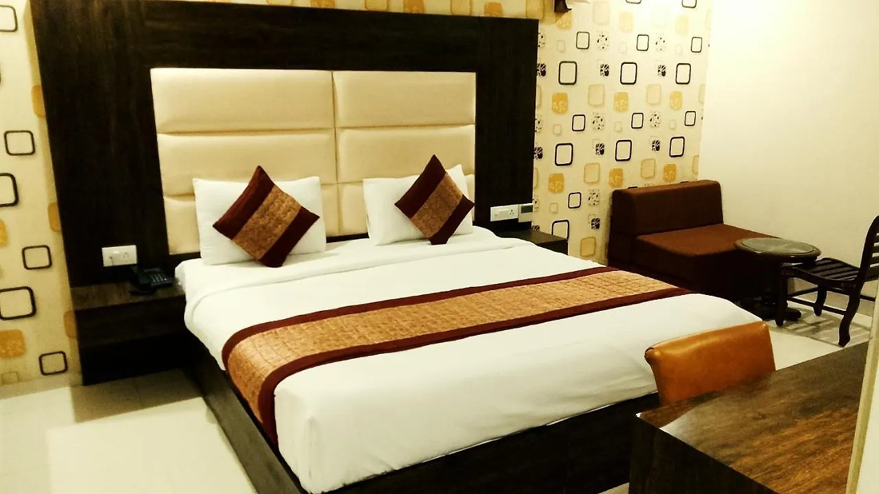 Hotel Nirvana Near Delhi Airport New Delhi India