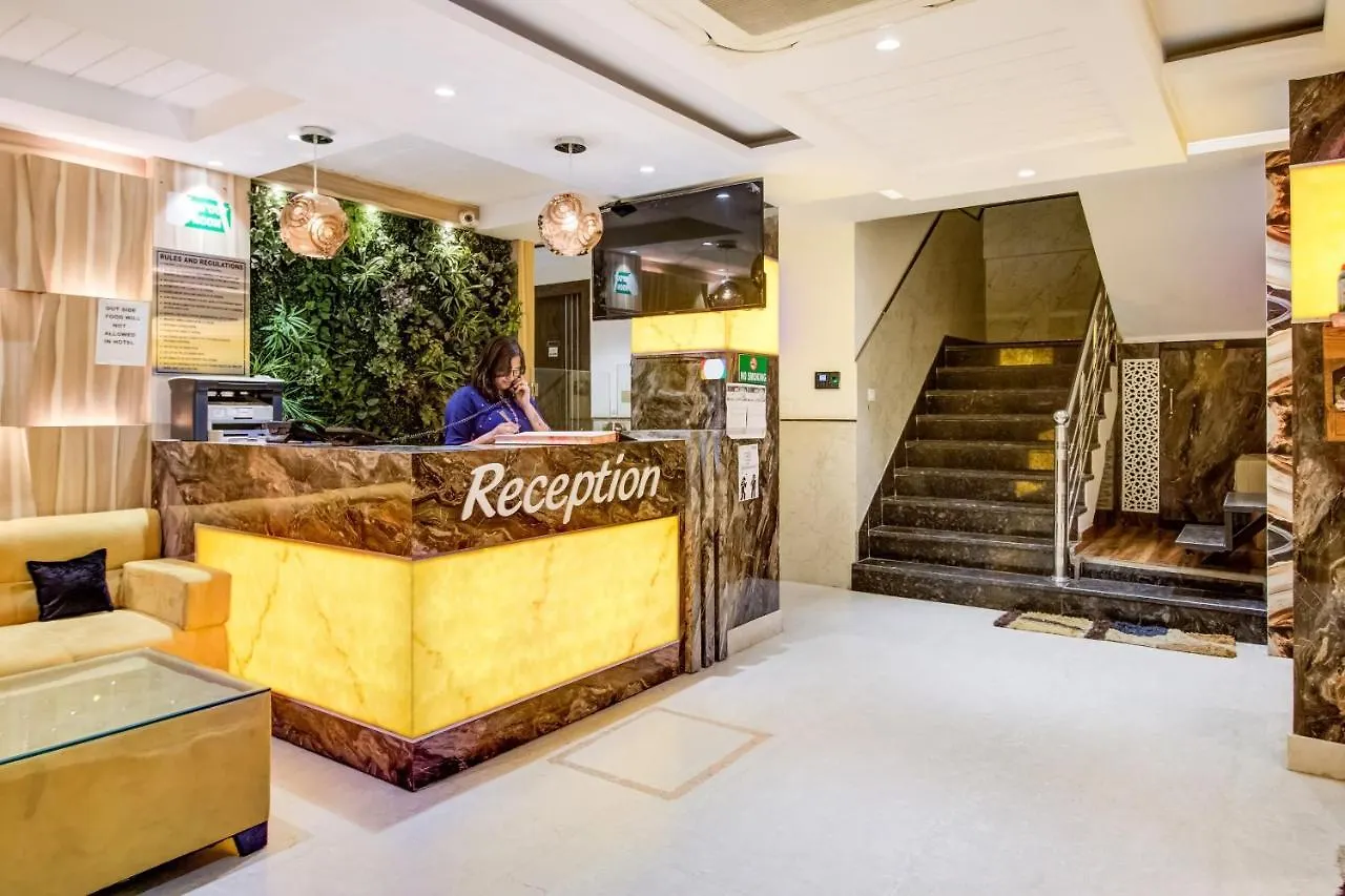 Hotel Nirvana Near Delhi Airport New Delhi 4*,  India