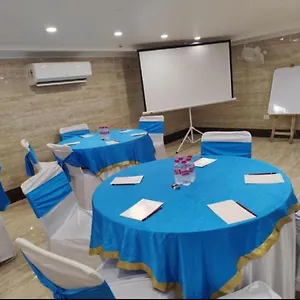 3* Hotel Airport Plaza Near Delhi Airport Aerocity
