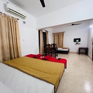 Sunday - Townhouse Club Airport Trivandrum Hotel Thiruvananthapuram